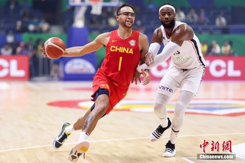 我曾祖父是中国人，我想为中国男篮打球：以赛