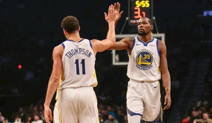 勇士健康管理策略引争议 穆迪膝盖重伤暴露过度