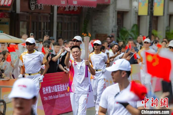 杭州亚运会火炬传递温州站启动 串联千年古城与